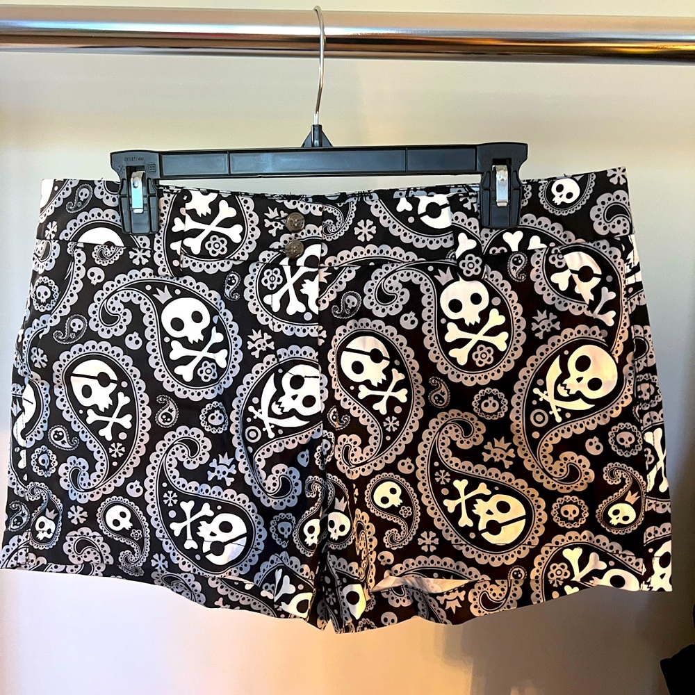 Ladies Loudmouth Golf Shorts - Shiver Me Timbers